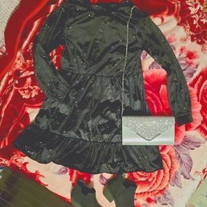 NWOT H&M Black Velvet Sequin Holiday Babydoll Dress Size XS
